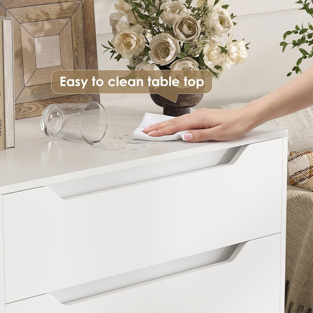 White 4 Drawer Wood Dresser A330